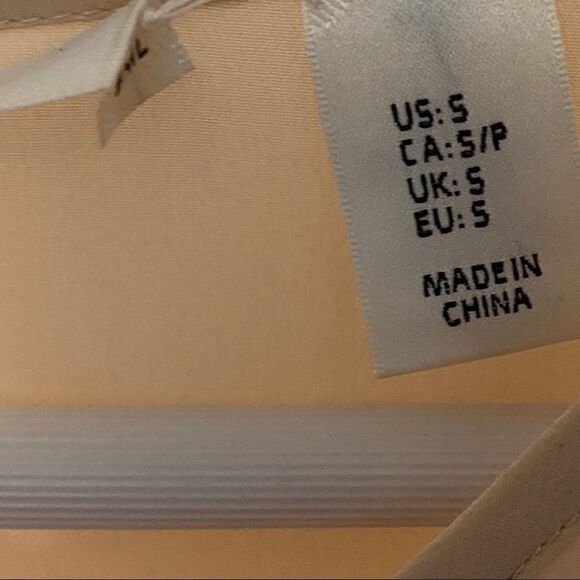 Max Studio 100% silk blush pink small blouse - Picture 5 of 7